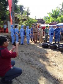 Warga Padukuhan Dondong Terima Bantuan Air Bersih dari TNI AU