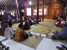 PEMERINTAH KALURAHAN JETIS GELAR MALAM TIRAKATAN PERINGATI HARI JADI KE-195 KABUPATEN GUNUNGKIDUL