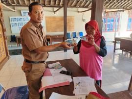 PENYALURAN BLT DD JANUARI–MEI DI KALURAHAN JETIS BERJALAN LANCAR