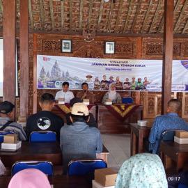 Sosialisasi Jaminan Sosial Tenaga Kerja di Kalurahan Jetis